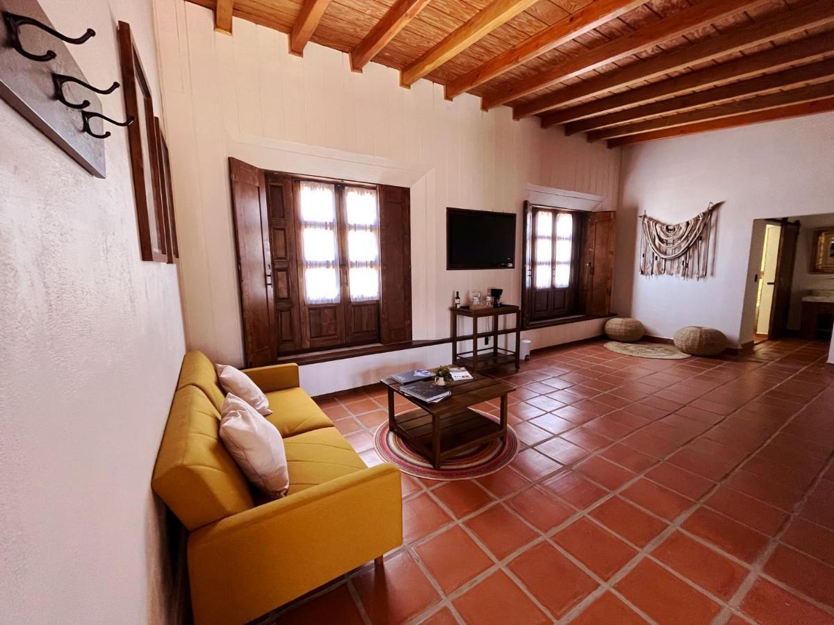 مبيت وإفطار فالي دي جوادالوبي Casa Entrevez المظهر الخارجي الصورة